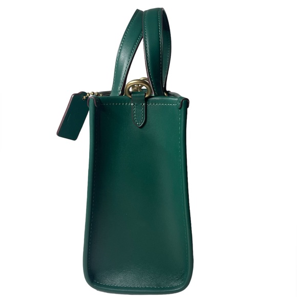 Disney x Coach Dempsey Tote 22 With sled Motif cm844 $516 - Picture 8 of 12